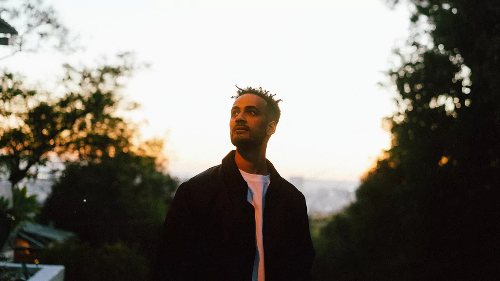 Quién es Cassian, el DJ australiano que revoluciona la música electrónica y regresa a Chile