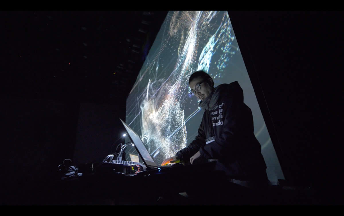 Una audiencia global disfrutó de la primera edición híbrida de Mutek ES+AR