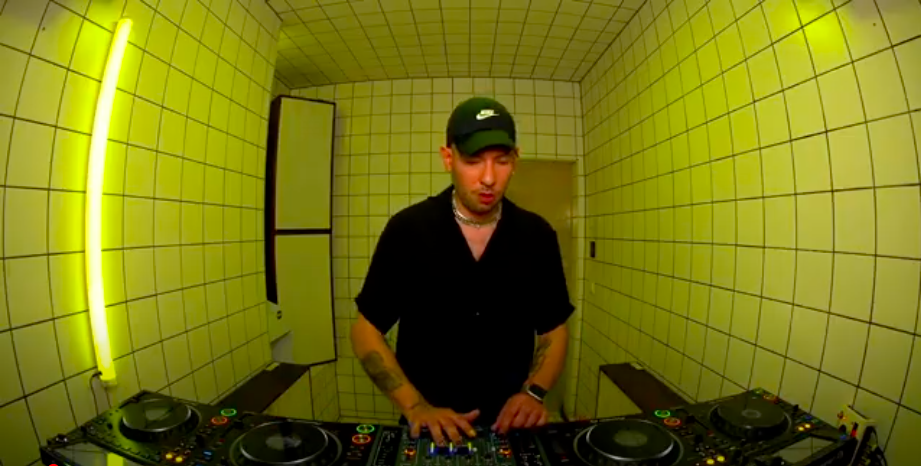 NPLNSSS hace vibrar HÖR Berlin: el electrochileno conquista un templo del techno