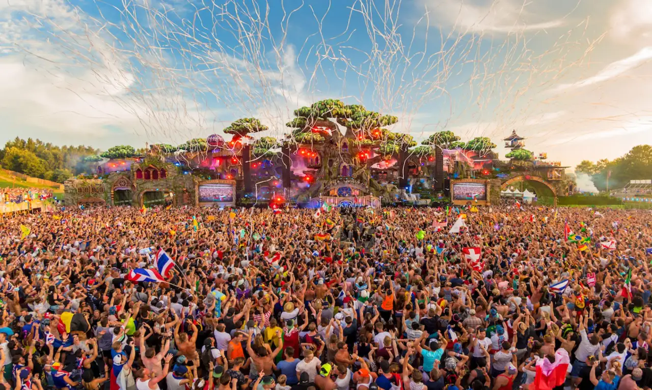Qué es Tomorrowland y dónde se celebra en 2025?
