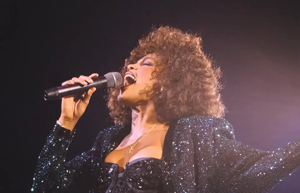La voz eterna: Whitney Houston regresa a los escenarios gracias a la inteligencia artificial